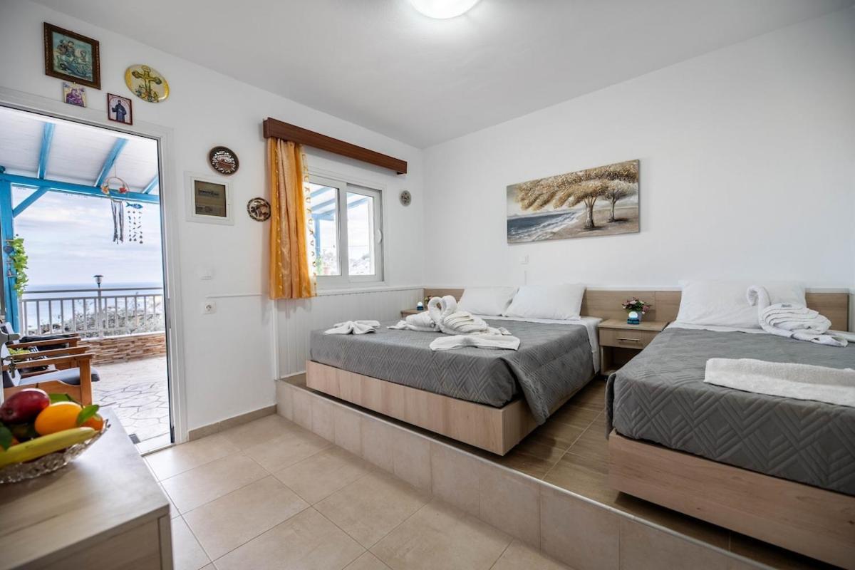 Springs Petronas Apartment Archangelos  Exterior photo